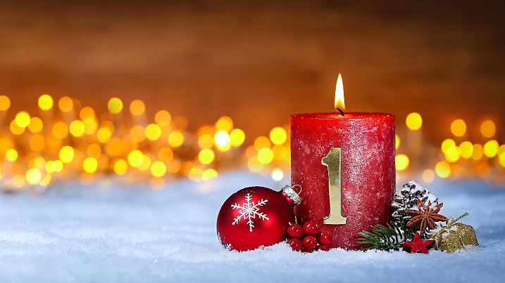first sunday in advent concept PUBLICATIONxINxGERxSUIxAUTxONLY Copyright: xGrafnerx Panthermedia26053924