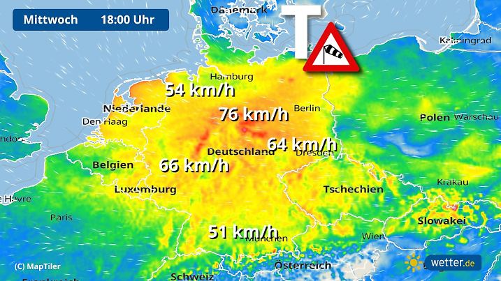 Sturmtief "Kirsten" über der Ostsee