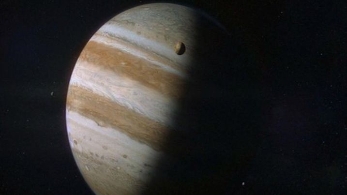 Jupiter und Mond Io.
