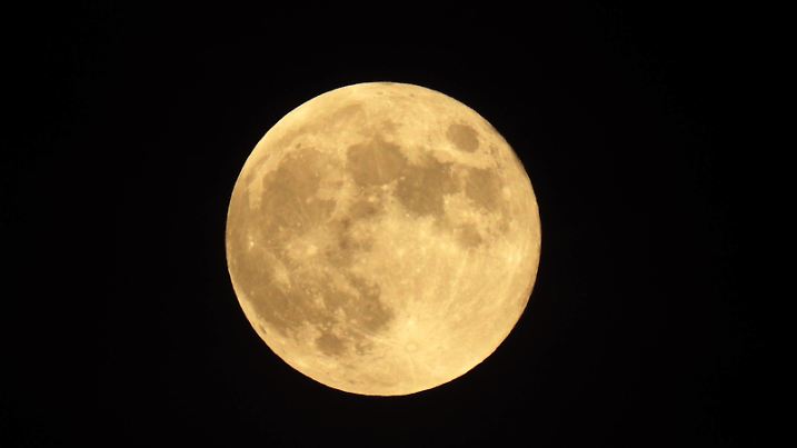 Full moon Full moon over the city in Sibenik, Croatia on November 8, 2022. DuskoxJaramaz/PIXSELL