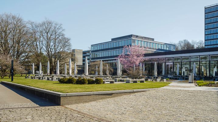 Das menschenleeere Gelaende auf dem Campus der ETH Hoenggerberg, fotografiert waehrend der Corona-Pandemie am 24. Maerz 2020 in Zuerich. (KEYSTONE/Christian Beutler) The deserted area on the campus of the ETH Hoenggerberg, photographed during the corona pandemic on March 24, 2020 in Zurich. KEYSTONE/Christian Beutler. (autotranslated)