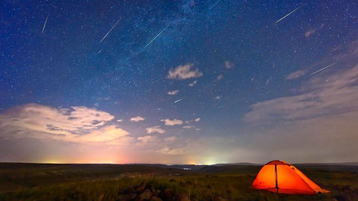 The Perseid meteors shower， shot In August 12, 2016, in Inner Mongolia china. D4s+14-24 Lens