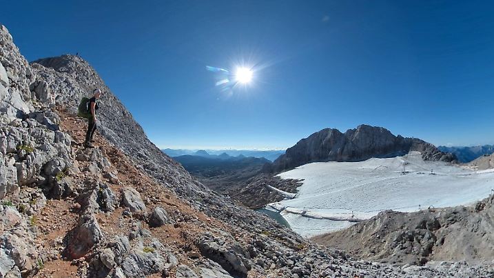 Berggipfel im Schnee