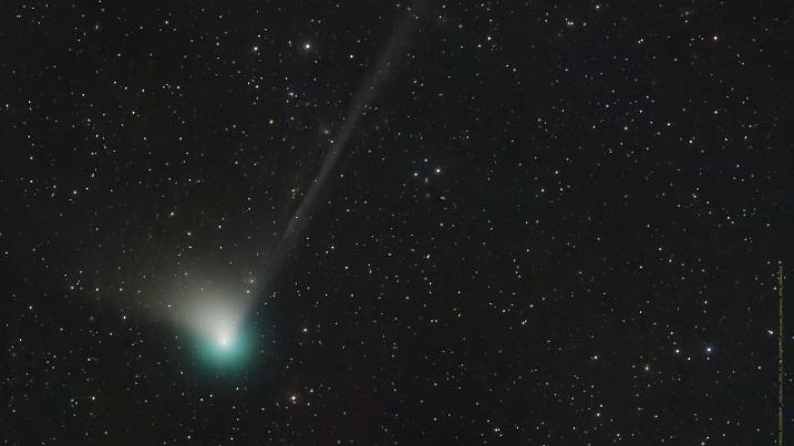 Komet C/2022 E3 auf seinem Weg durch unser Sonnensystem