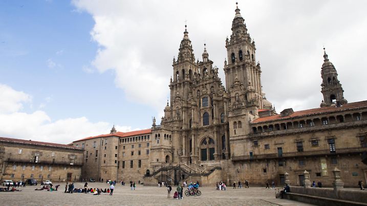 Cathedral Of Santiago De Compostela And Its Surroundings Aspects of the Cathedral of Santiago de Compostela and its surroundings. This Catholic temple of worship receives thousands of pilgrims every year. March 21, 2023. Santiago de Compostela, La Coruna, Galicia, Spain. Santiago de Compostela, La Coruna, Galicia Spain PUBLICATIONxNOTxINxFRA Copyright: xCristianxLeyvax originalFilename: leyva-notitle230321_npyTa.jpg