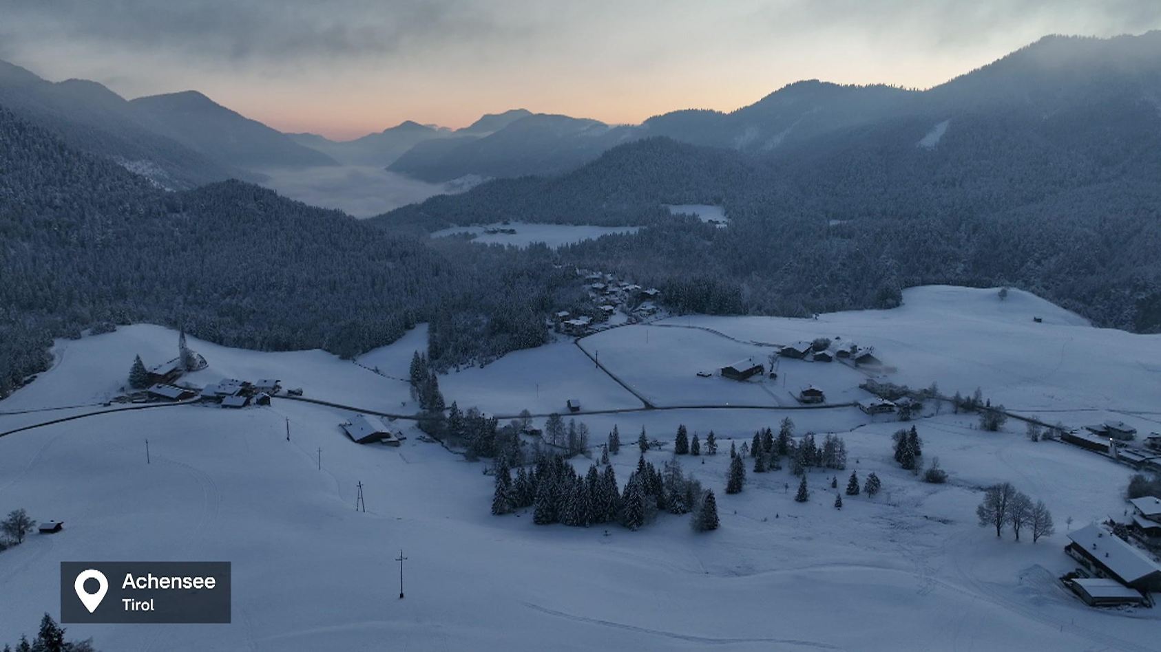 Rofan Api Am Achensee in Tirol: Winter und Sonnenschein thronen über Karwendel ...