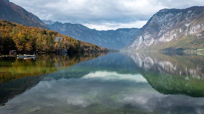 Der Gletschersee Bohinj im Triglav-Nationalpark