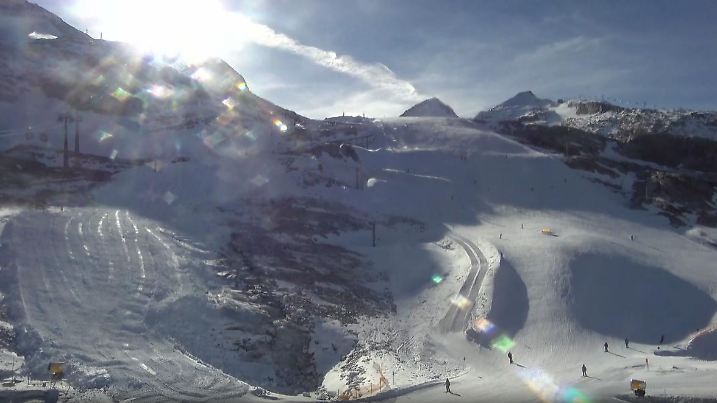 Bild vom Gletscher Hintertux, Tuxerfernerhaus auf 2660 Meter (Feratel Panothek)