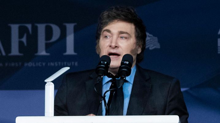 Argentina's President Javier Milei speaks before President-elect Donald Trump during an America First Policy Institute gala at his Mar-a-Lago estate, Thursday, Nov. 14, 2024, in Palm Beach, Fla. (AP Photo/Alex Brandon)