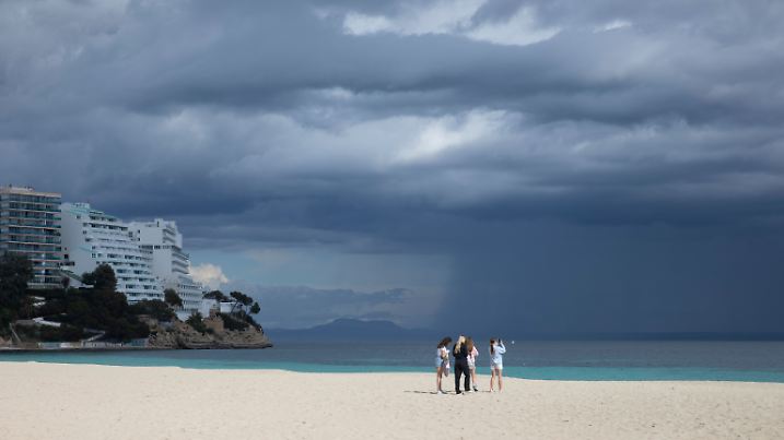 Wolken und Gewitterstimmung über Mallorca