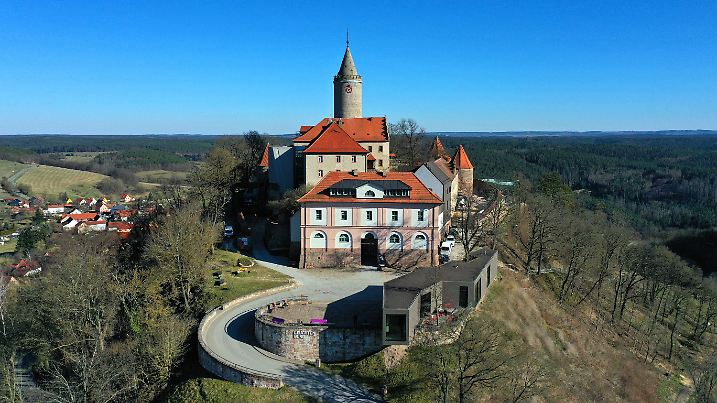 Frühling auf der Leuchtenburg