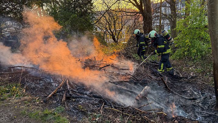 Waldbrand in der Wuppertaler Südstadt