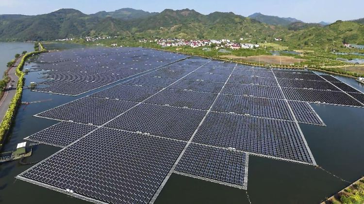 Floating PV
