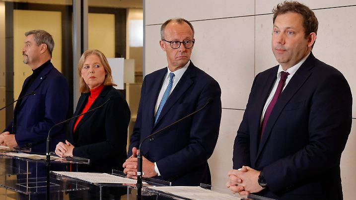 Dr. Markus Söder, Bärbel Bas, Friedrich Merz, Lars Klingbeil , Deutschland, Berlin, Reichstag, Pressestatement zu den Er