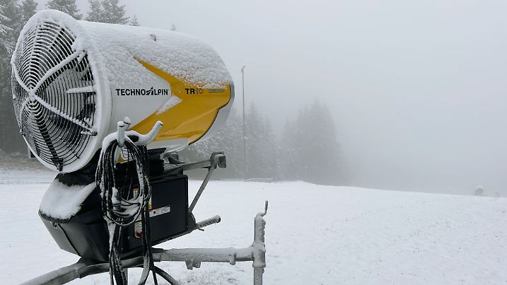 Schneekanone auf der Wasserkuppe