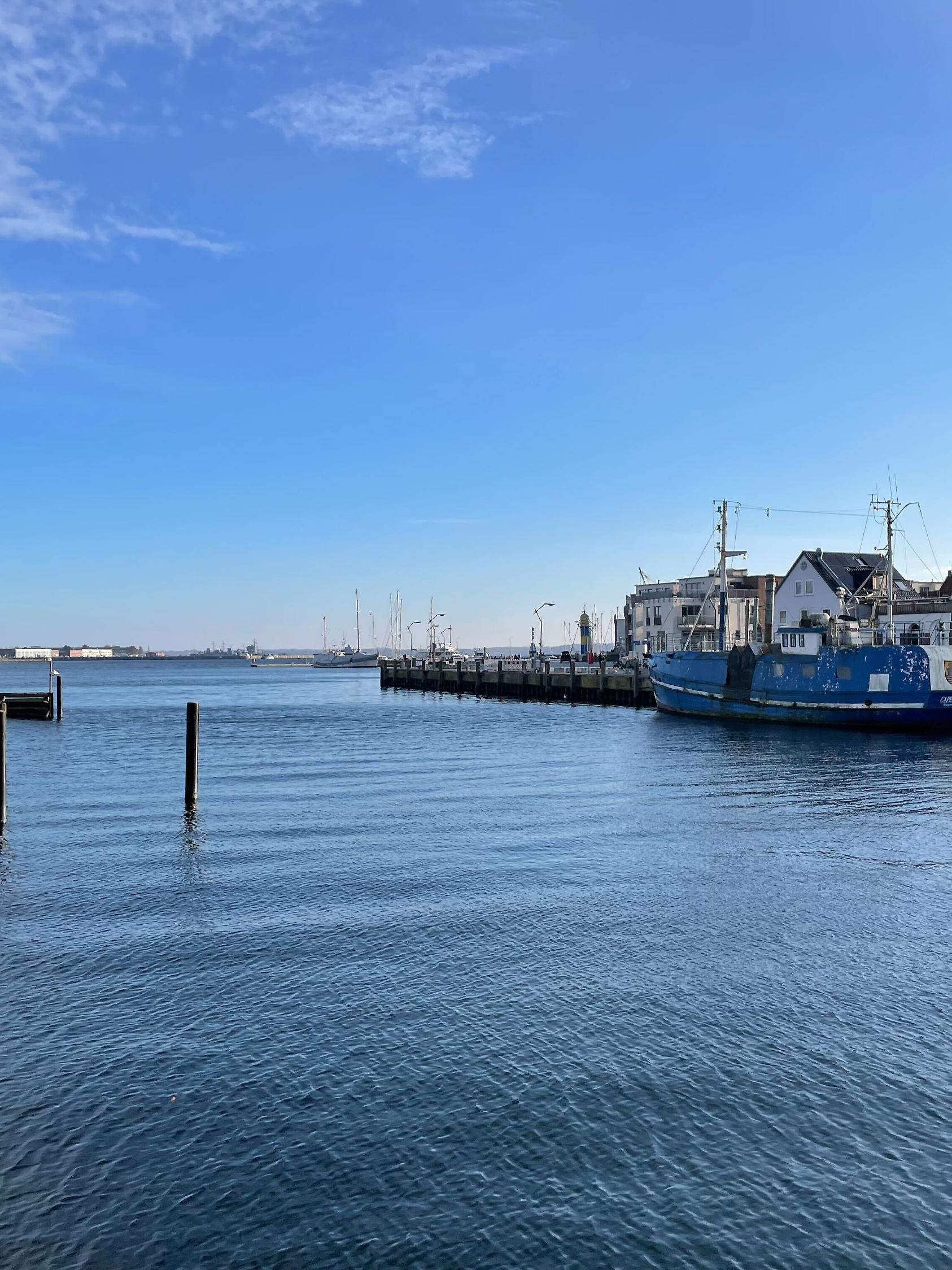 Kalte Sonne küsst die Eckernförder Bucht – Dezember legt glasklar los