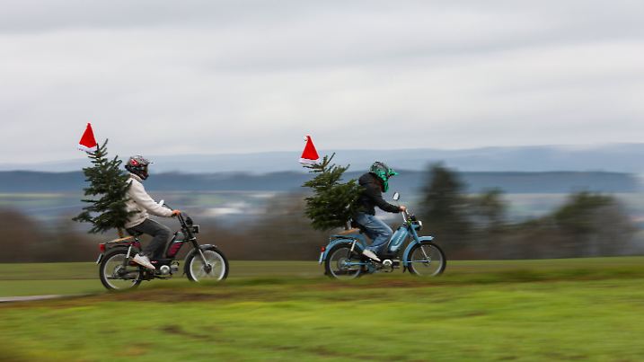 Weihnachtliche Mofas