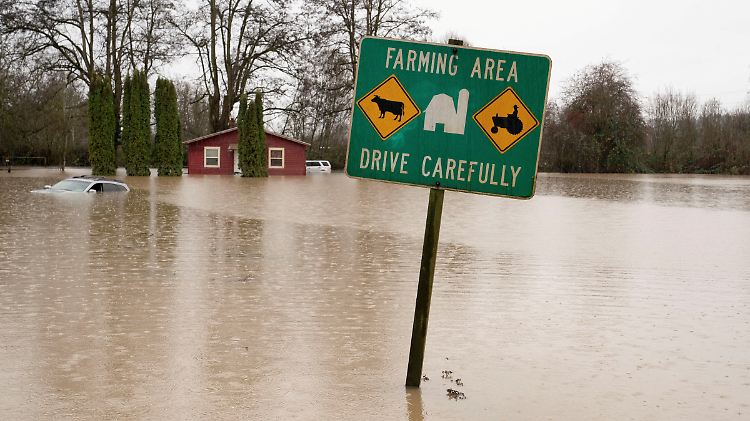 Extreme weather in the Pacific Northwest
