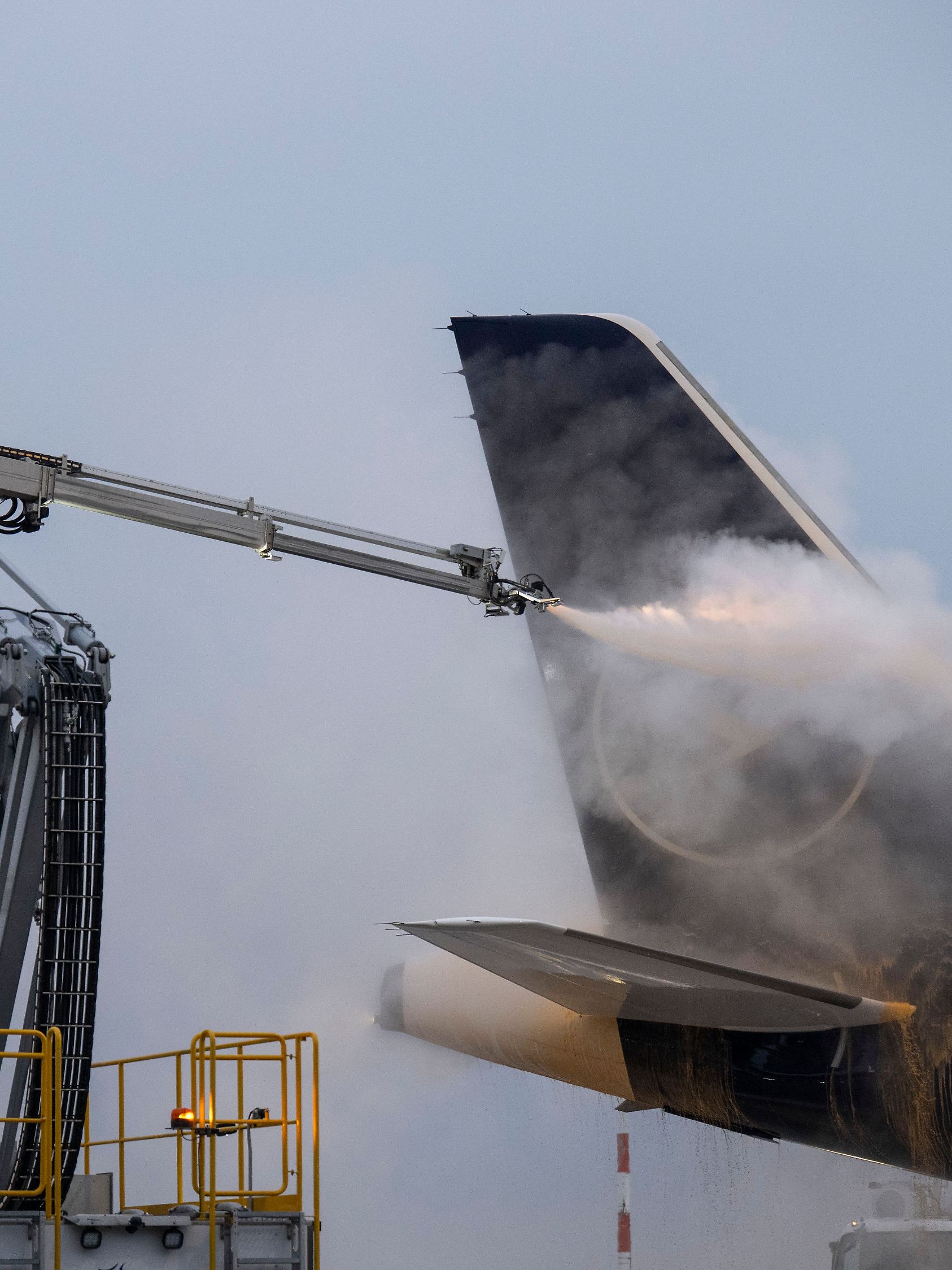 Flugzeugenteisung auf dem Frankfurter Flughafen