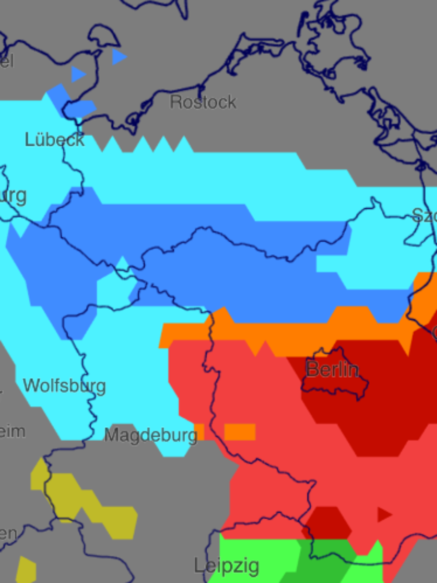 Extremes Glatteis und teils kräftiger Schneefall