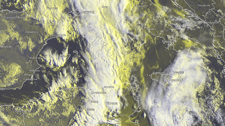 Satellitenbild der Wolken über Europa