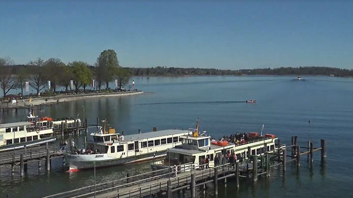 Prien am Chiemsee am Karsamstag: Ausflugswetter auf dem Boot