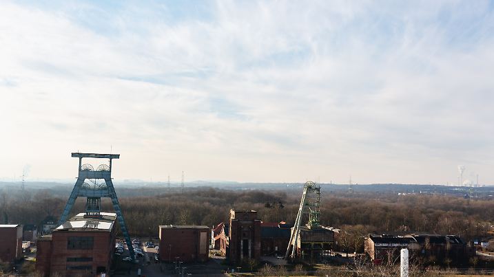 View over former coal mine named „u201eZeche Ewald”u201c in Herten, Germany, „u201eZeche Ewald”u201c is now a place of cultural activities