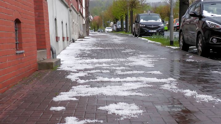 Hessen: Hagel und kräftige Gewitter nach sommerlichen Temperaturen am Ostersonntag