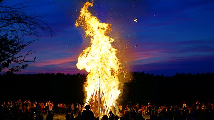 Sonnenwendfeuer in Bayern