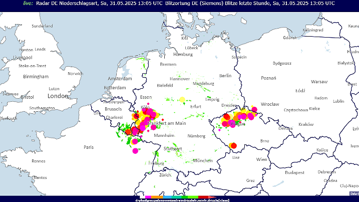Niederschlagsartradar um 15:05 Uhr: Die farbigen Markierungen zeigen, wo die Gewitter toben