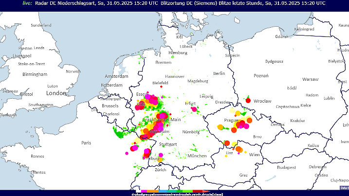 Niederschlagsartradar um 17:20 Uhr: Die farbigen Markierungen zeigen, wo die Gewitter toben
