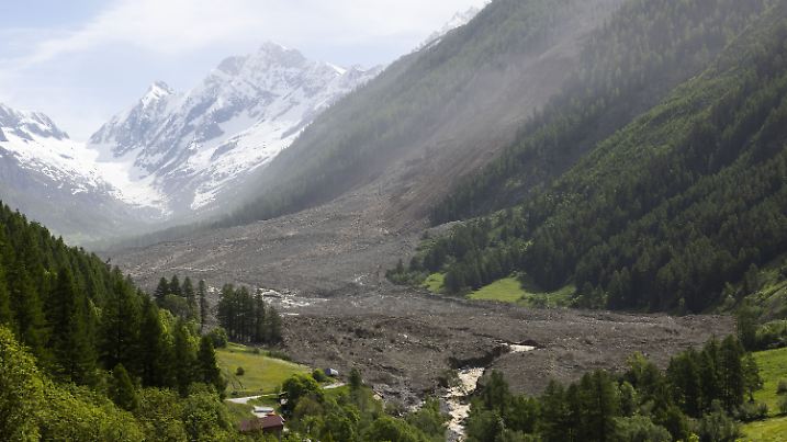 Nach Gletscherabbruch im Wallis