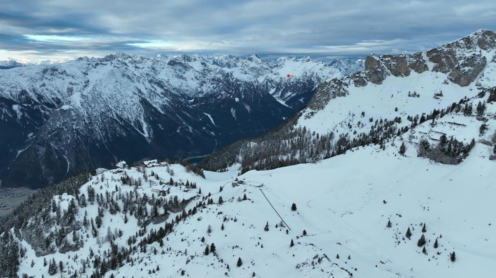 Rofan Api Winter, Schnee und Frost am Achensee in Tirol - mit der Drohne über ...