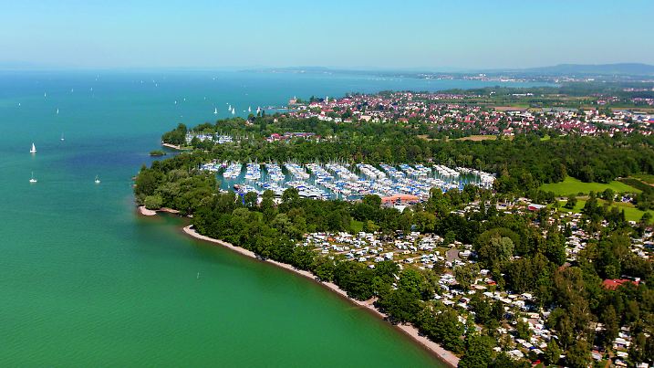 Campingplatz Gohren Panorama 21x10.jpg
