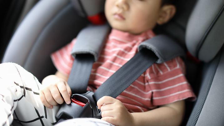 Shalom Tauber (3) musste sterben, weil er im heißen Auto vergessen wurde. (Symbolbild)