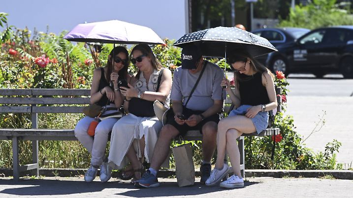Hot weather grips Germany