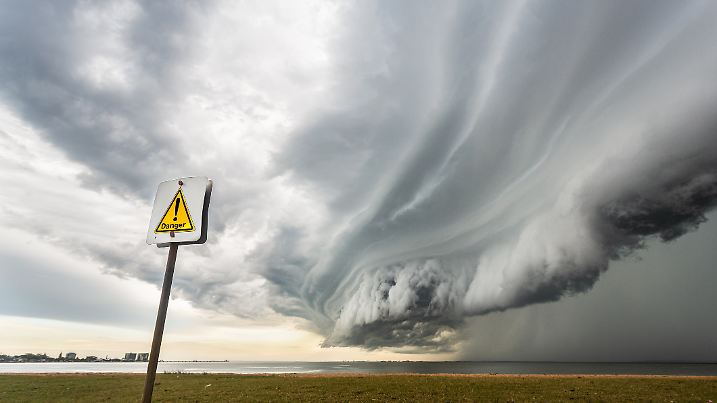 Extreme Wetterlagen bedrohen zunehmend Gesundheit, Infrastruktur und letztendlich auch unser Leben.