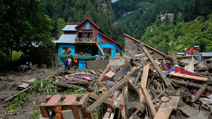 India Kashmir Flash Floods