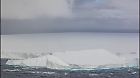 Der größte Eisberg der Welt bricht nach 40 Jahren auseinander   