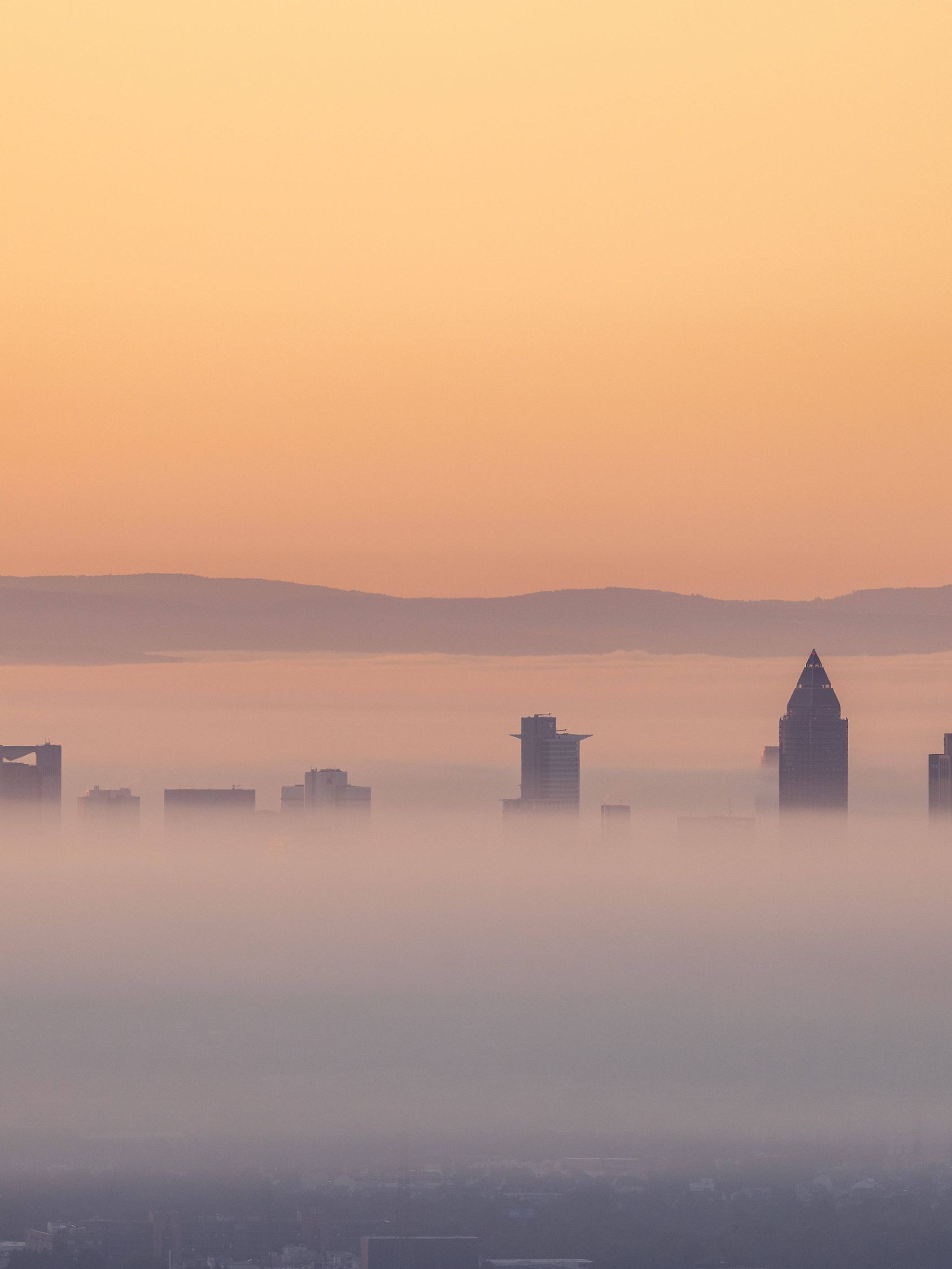 Welche deutsche Stadt hat sich denn da im Nebel versteckt?