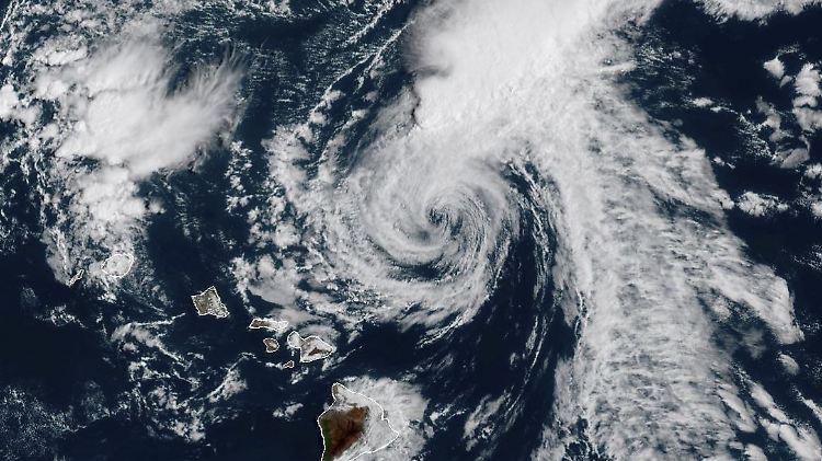 Extreme Weather tropical storm Kiko