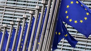 EU-Kommission stellt sich Fragen zum Handelsdeal mit den USA