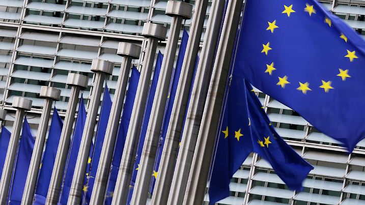 EU-Kommission stellt sich Fragen zum Handelsdeal mit den USA