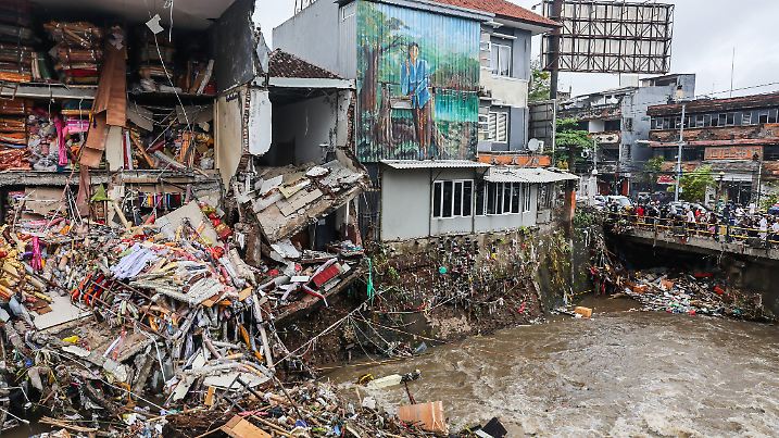 Major flood hit Bali after heavy rainfall