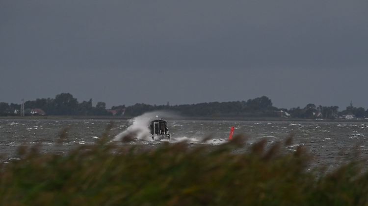Herbststurm erreicht Küste von Mecklenburg-Vorpommern
