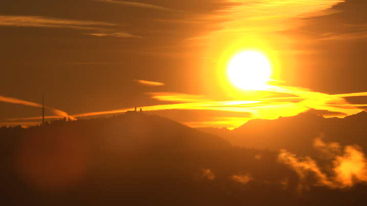 Goldener Oktober am Alpenrand mit Hohenpeißenberg und Alpen am 29. Oktober 2025