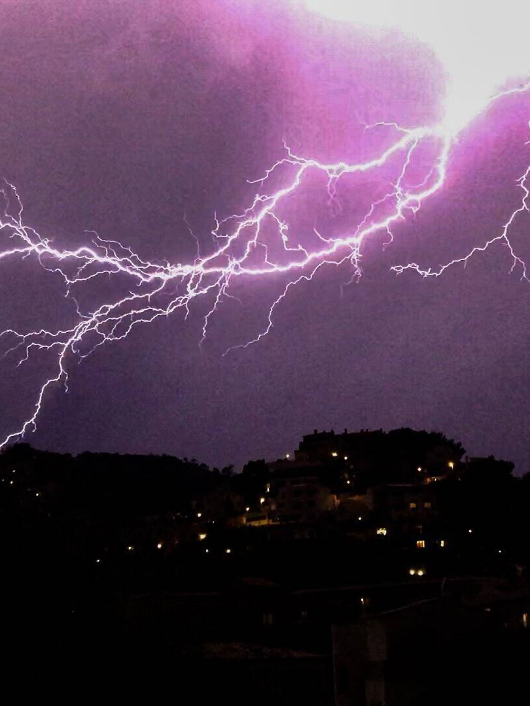 vb m k+ Schwere Unwetter im Mittelmeerraum