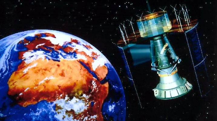 Der erste Meteosat-Wettersatellit der zweiten Generation schwebt im Weltall über dem afrikanischen Kontinent (undatiertes Handout). Die europäische Ariane-Rakete hat am Morgen des 29.8.2002 planmäßig um 0.46 Uhr MESZ vom Weltraumbahnhof Kourou in Französisch-Guyana abgehoben und den 475 Millionen Euro teuren europäischen Wettersatelliten MSG-1 (Meteosat Second Generation) ins All transportiert. Er soll erheblich genauere Wetterdaten liefern als seine Vorgänger. Mit seiner Technik ist es unter anderem möglich, Eiswolken von Regenwolken zu unterscheiden, die Ozonbelastung zu messen und Nebelbildung in der Nacht zu beobachten. Der Satellit wird nun in eine vorläufige Position auf der geostationären Umlaufbahn in 36000 Kilometer Höhe manövriert. Mit ersten kommerziell verwertbaren Daten ist im Sommer 2003 zu rechnen. | Verwendung weltweit