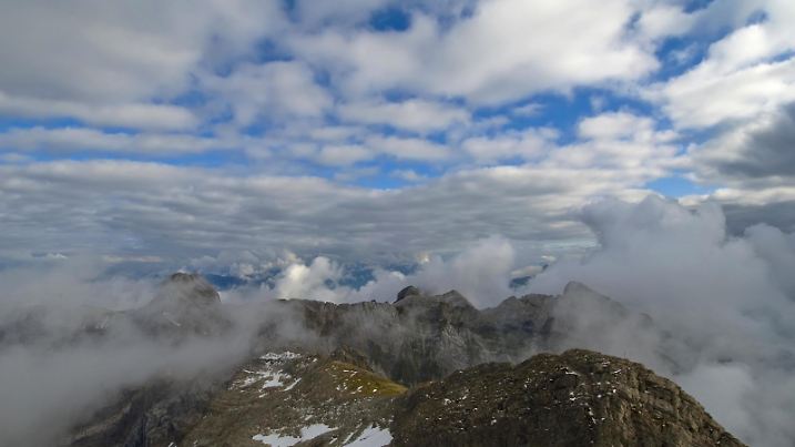 Wolkenstimmung über den Appenzeller Alpen am Säntis, 2501 m über NN, Kanton St. Gallen, Schweiz, Europa | Verwendung weltweit, Keine Weitergabe an Wiederverkäufer.