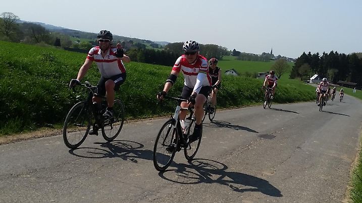 Rennrad: Trainingslager im Bergischen Land